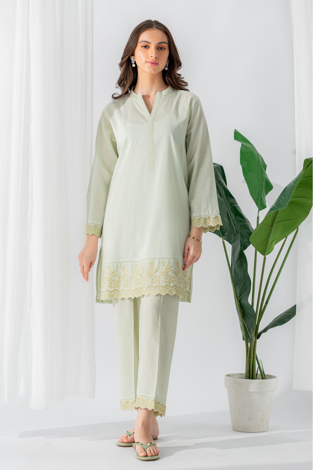 2 piece Embroidered Pastel green Pret D-03