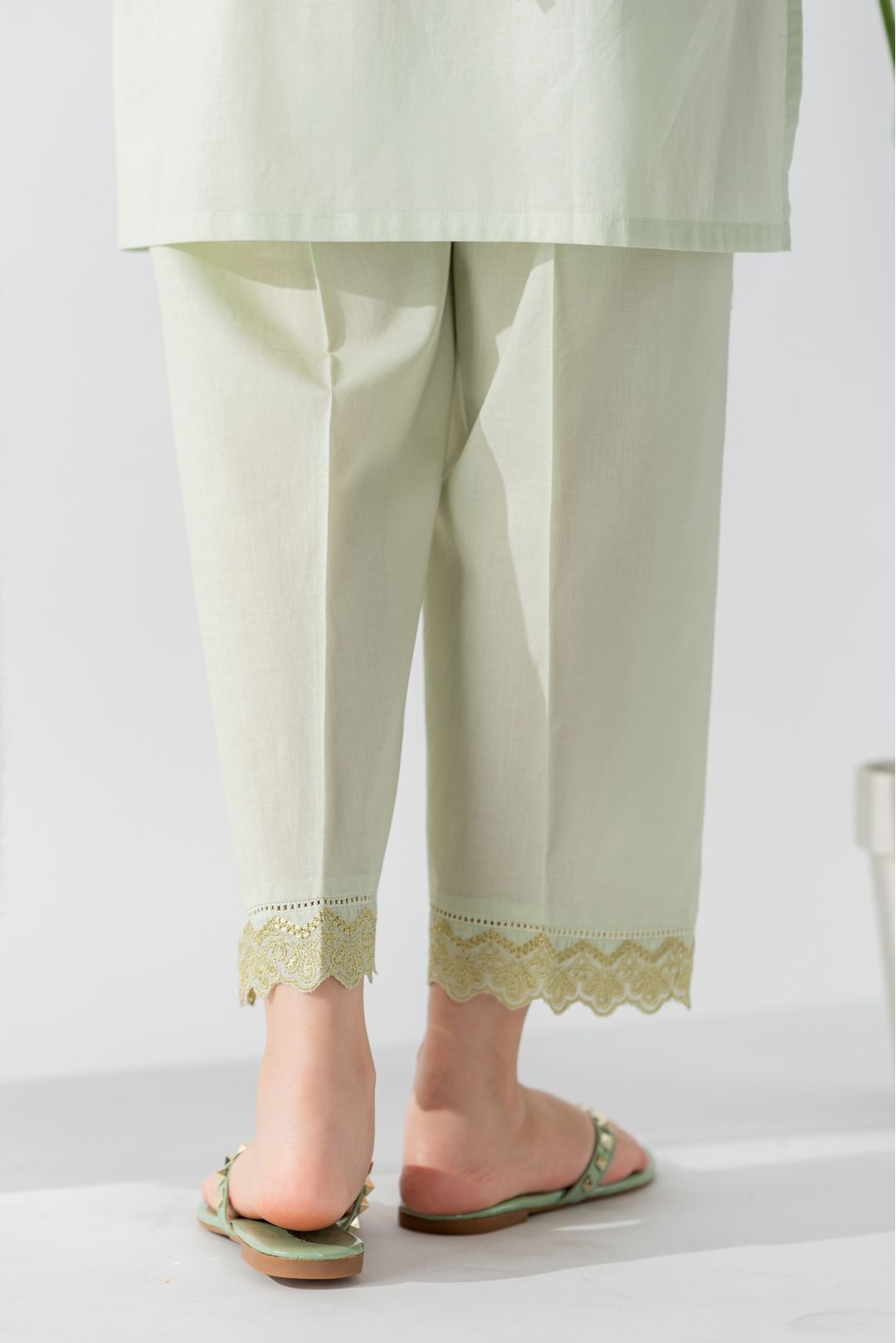 2 piece Embroidered Pastel green Pret D-03